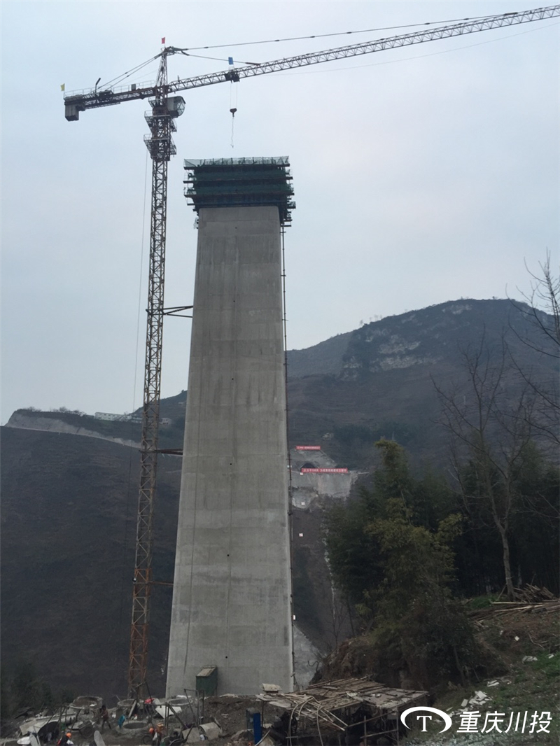 中鐵一局C6013塔機(jī)